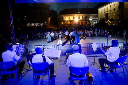 Folklorni večer_Rakek in Burja (31)
